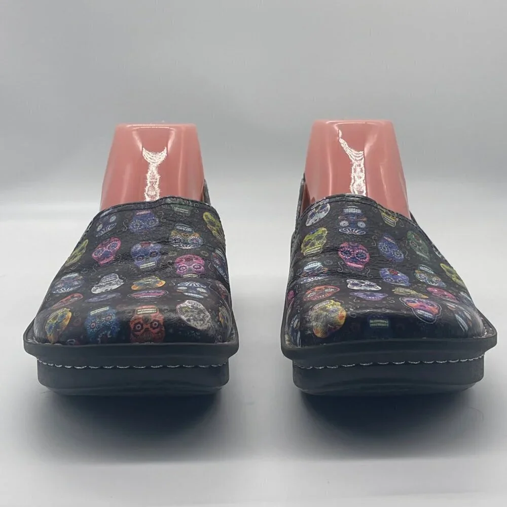 Alegria Women’s Nursing Shoes – Size 40 – Sugar Skull Print – Slip Resistant - Picture 8 of 16